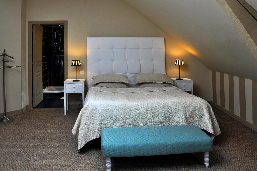 La Demeure De L'Ile Bed & Breakfast Craon  Room photo